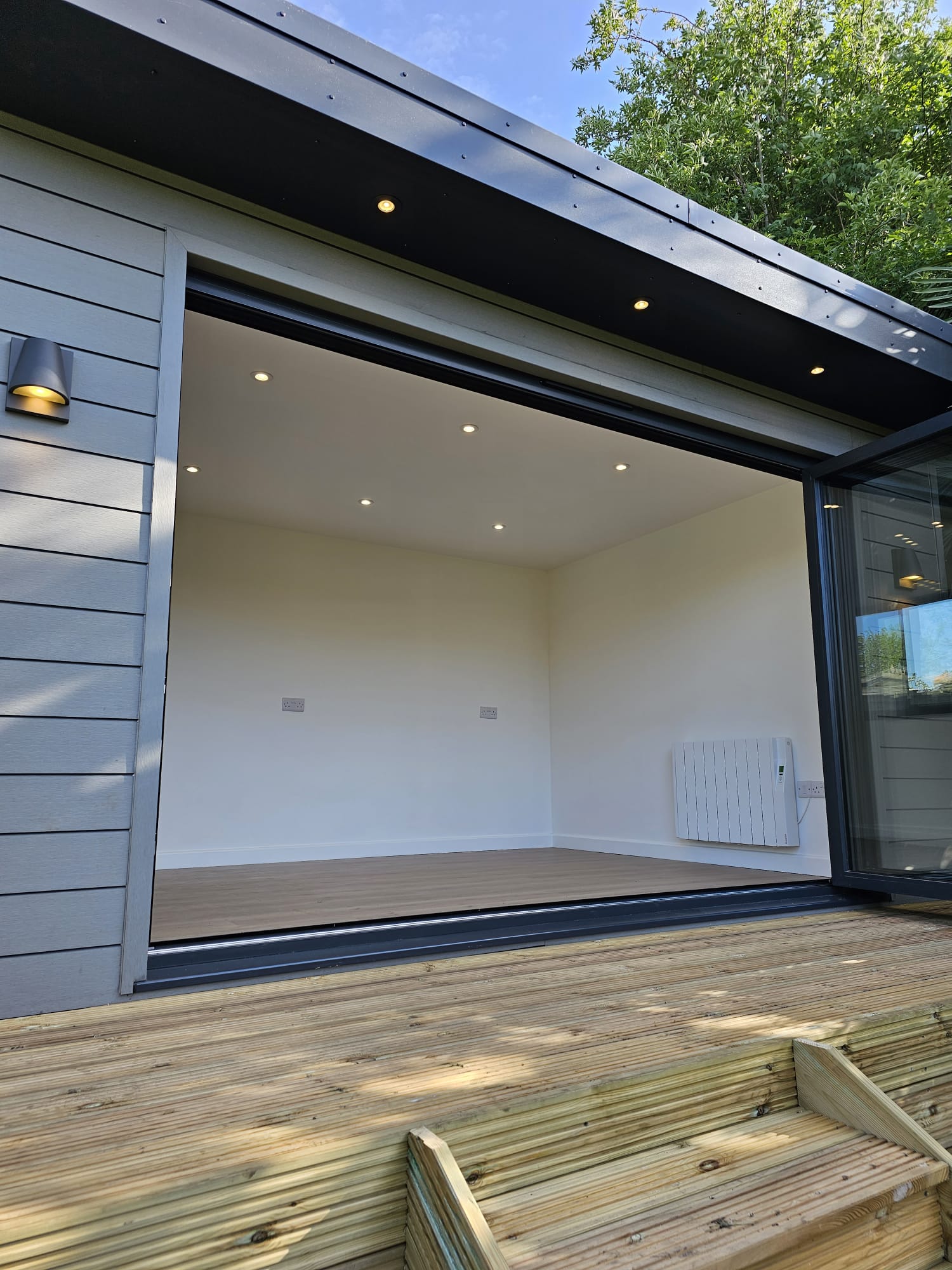 L Fowler Electrical - outsideLighting8 Kent