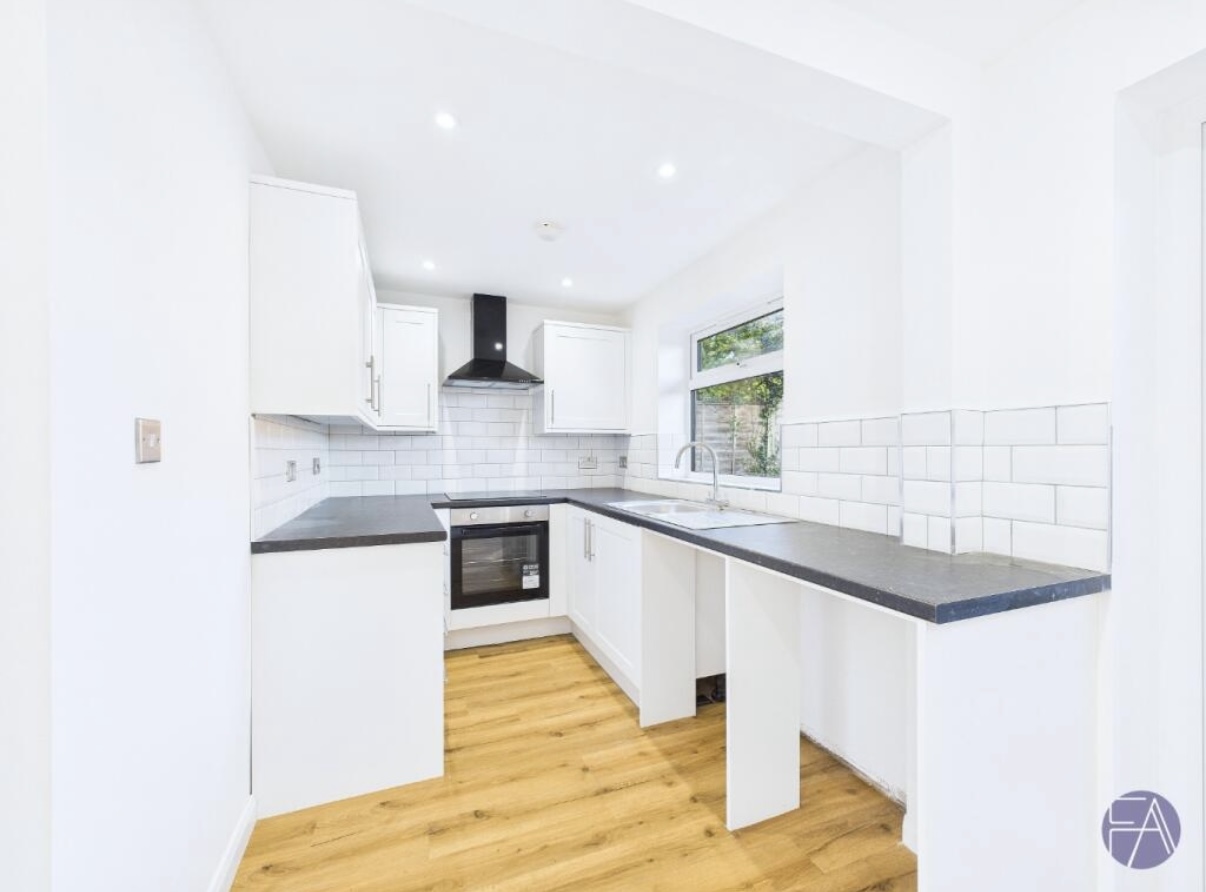 Kitchen Electrician / Liverpool