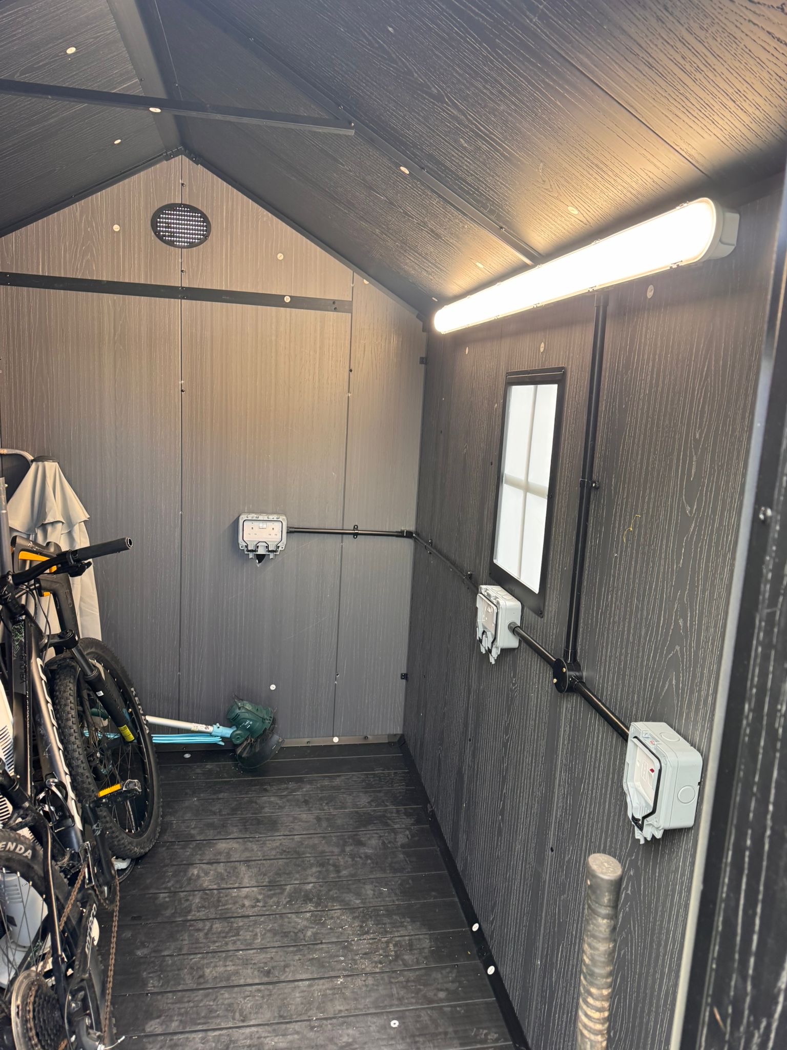 Garage Electrics / Liverpool